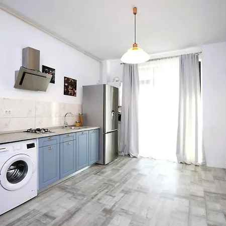 Apartament Cu Parcare